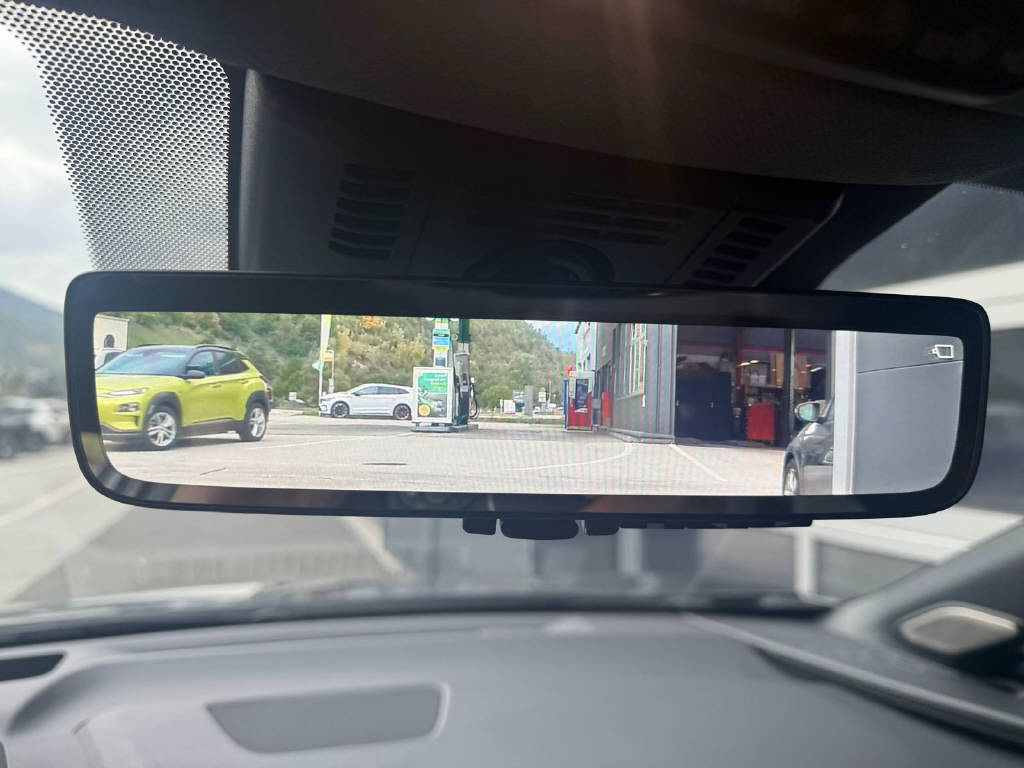 TOYOTA C-HR 2.0 HEV GR Sport Premiere 4x4-image-10