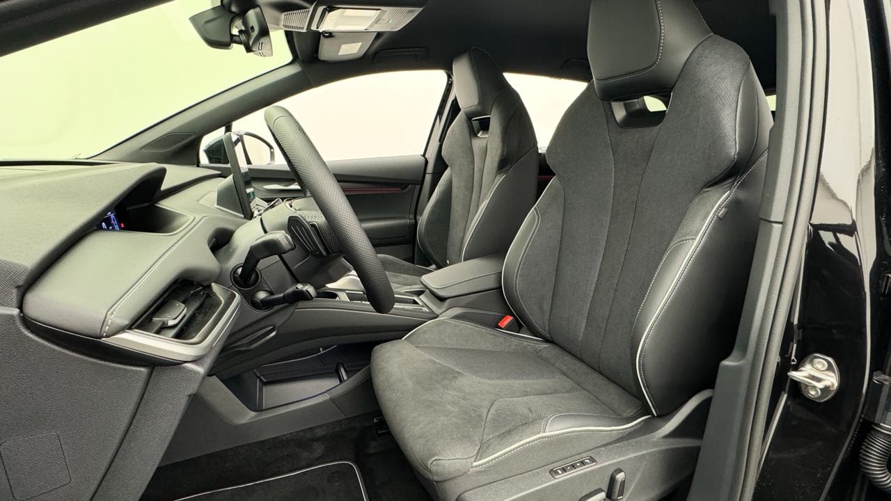 SKODA Enyaq 85x Sportline 4x4-image-4
