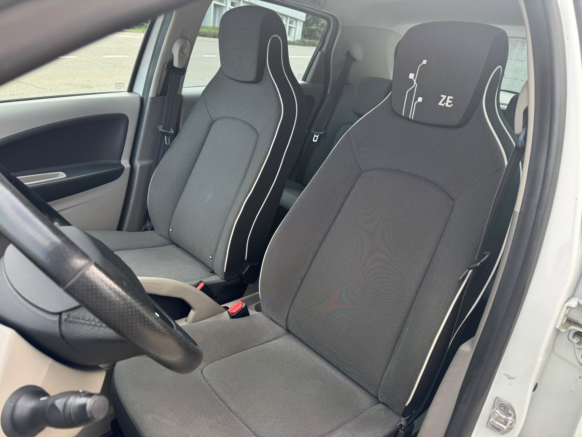 RENAULT Zoe Zen Q210 (Batterie Miete)-image-12