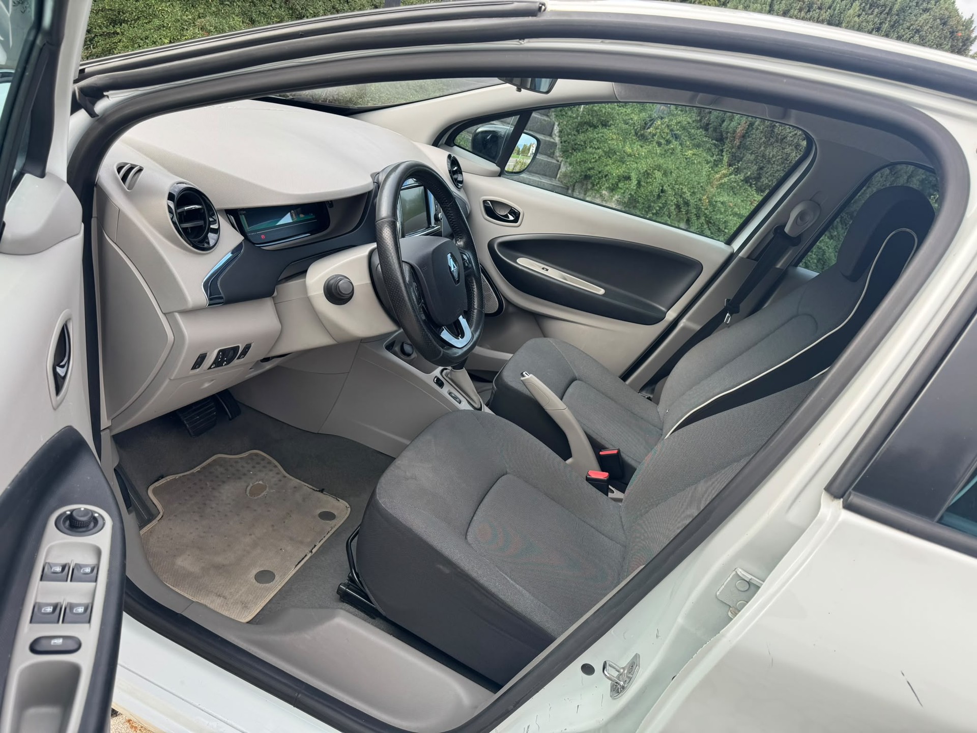 RENAULT Zoe Zen Q210 (Batterie Miete)-image-11