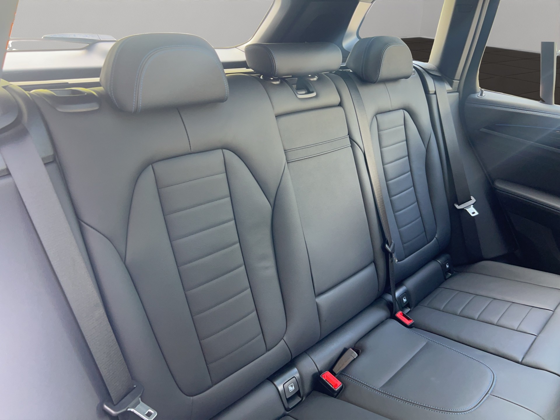 BMW iX3 Impressive-image-22