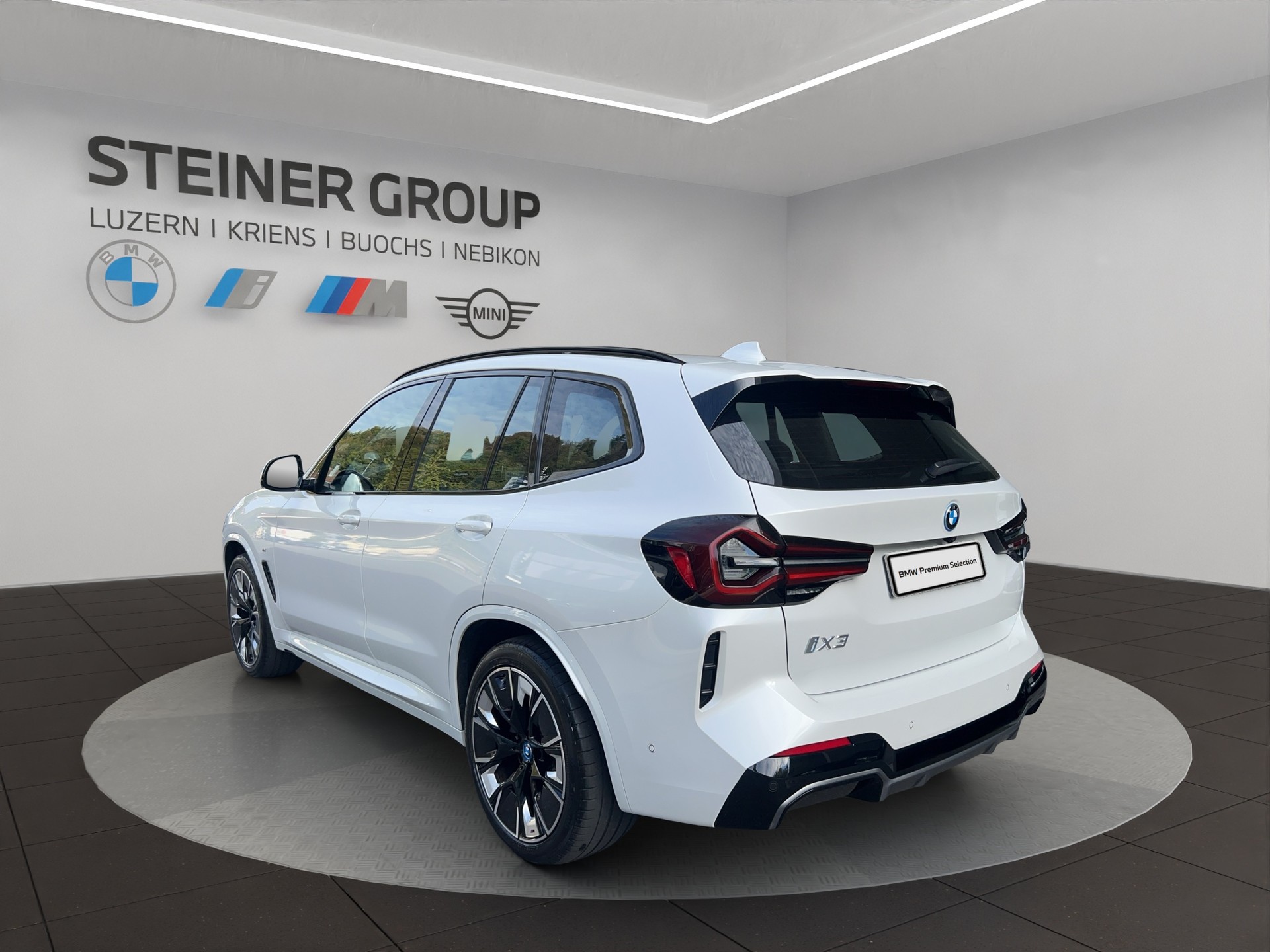 BMW iX3 Impressive-image-7