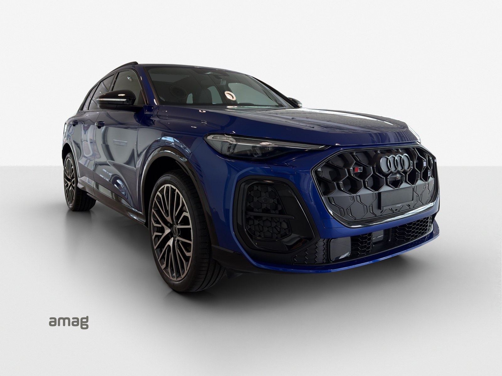 AUDI SQ5 TFSI quattro S-tronic-image-4