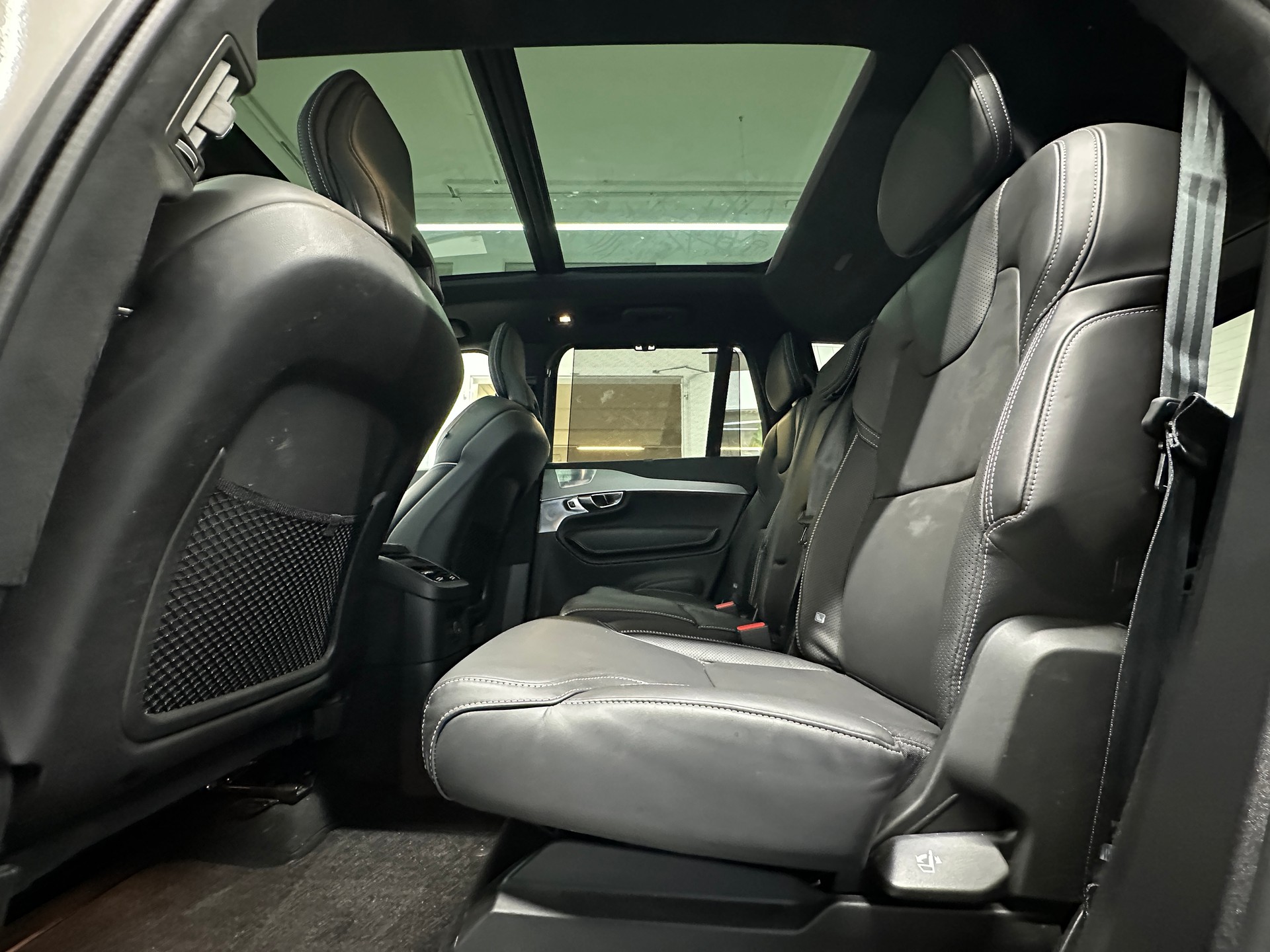 VOLVO XC90 T8 eAWD PluginHybrid Ultra Dark Geartronic-image-8