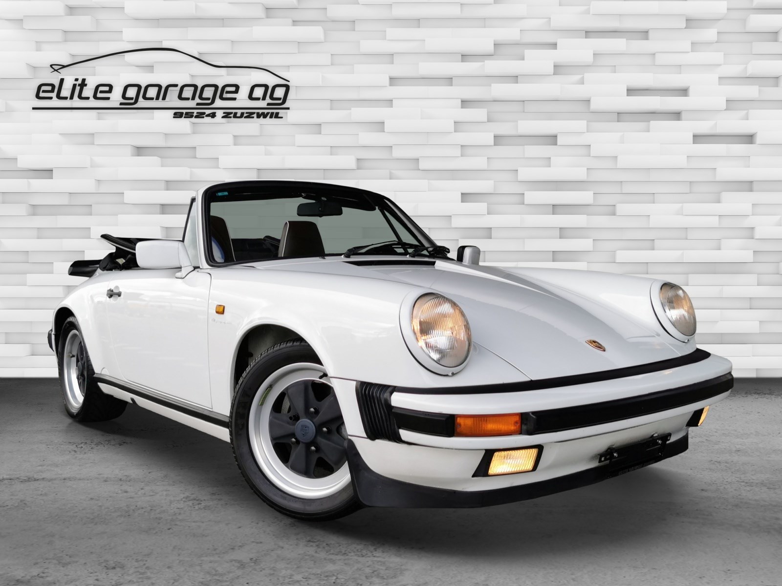 PORSCHE 911 Carrera Cabrio-image-2