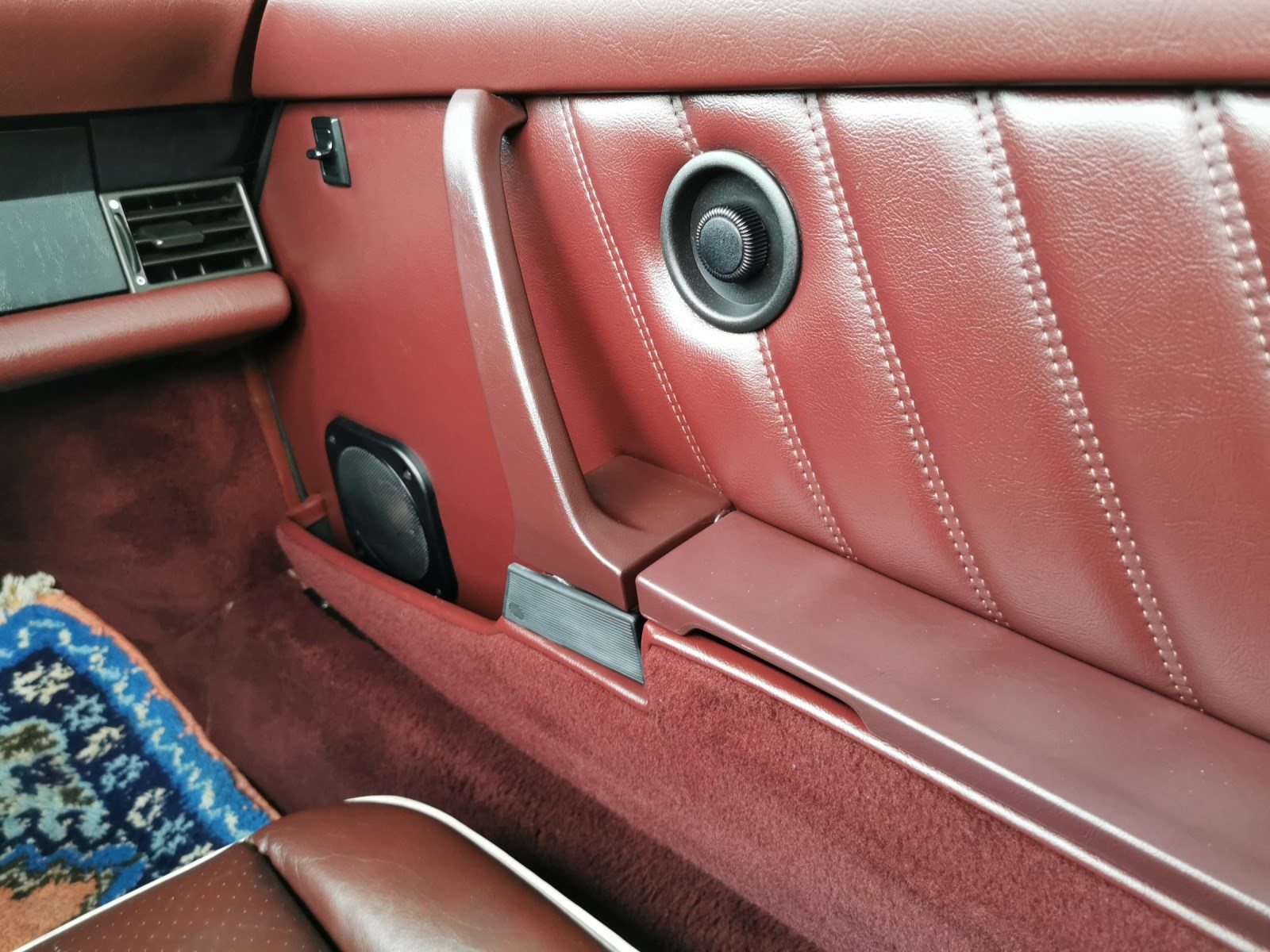 PORSCHE 911 Carrera Cabrio-image-13