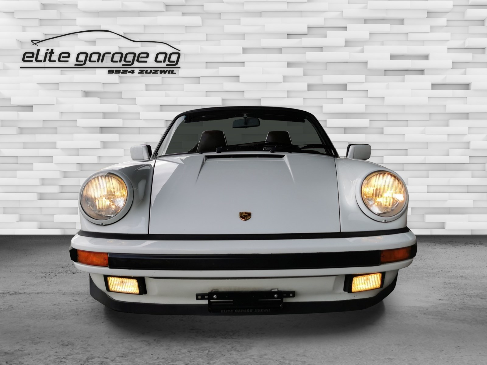 PORSCHE 911 Carrera Cabrio-image-1
