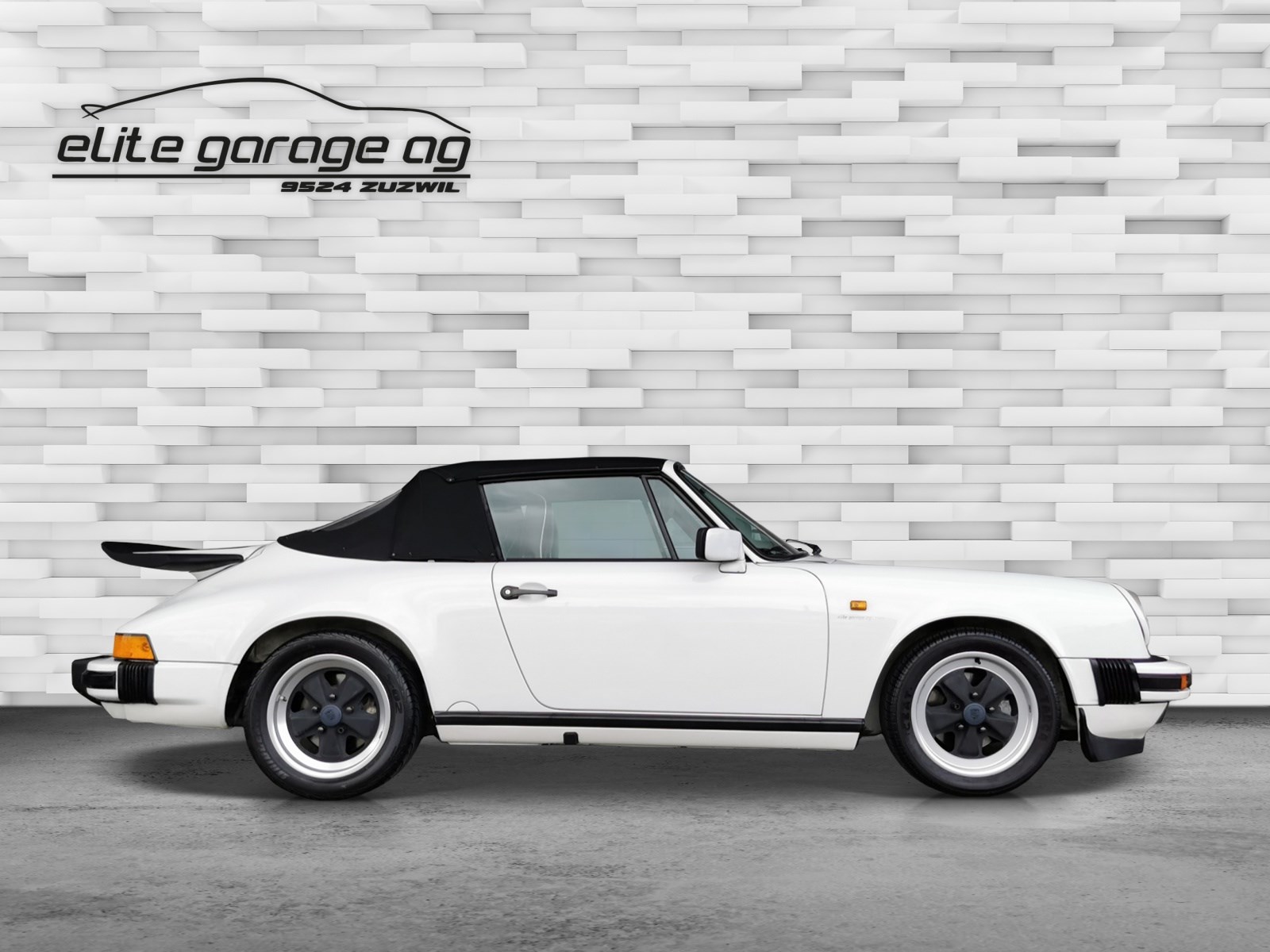 PORSCHE 911 Carrera Cabrio-image-3