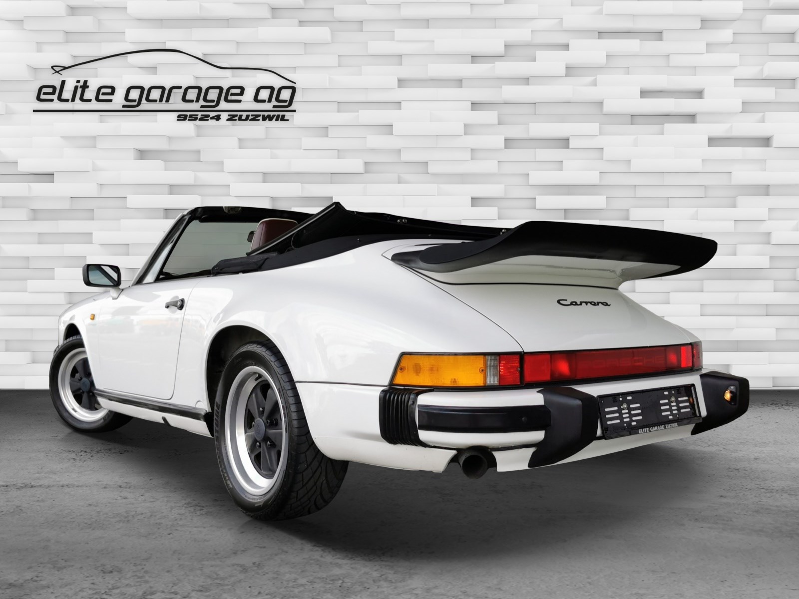 PORSCHE 911 Carrera Cabrio-image-5