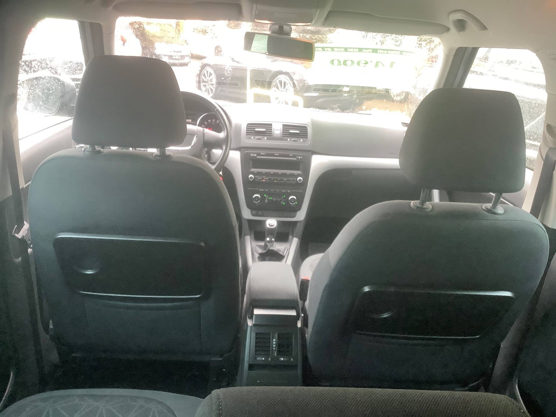 SKODA Yeti 1.4 TSI Ambition-image-11