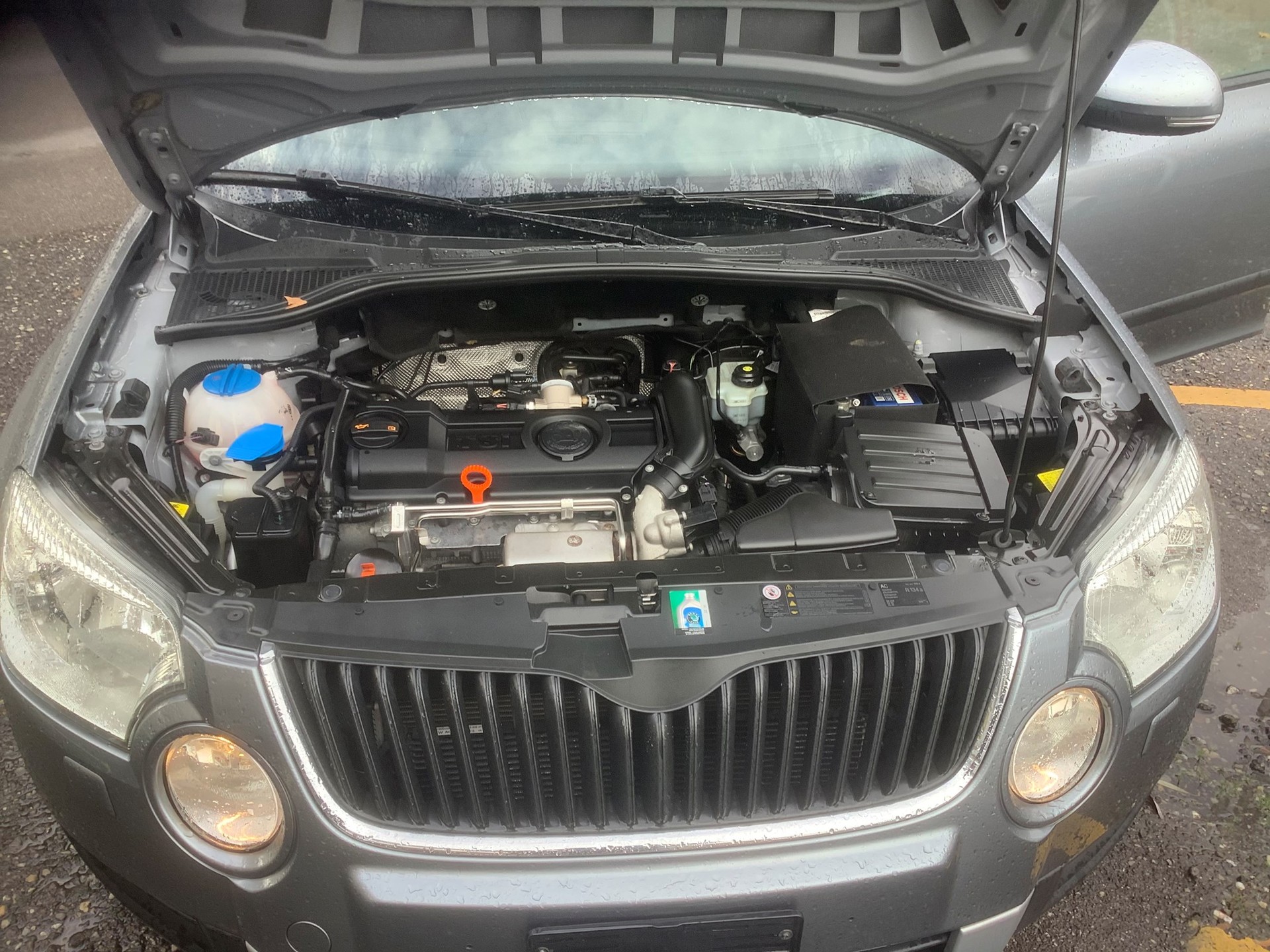 SKODA Yeti 1.4 TSI Ambition-image-15