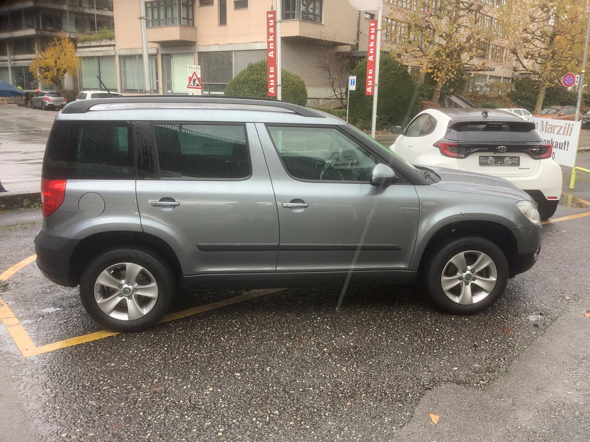SKODA Yeti 1.4 TSI Ambition-image-5