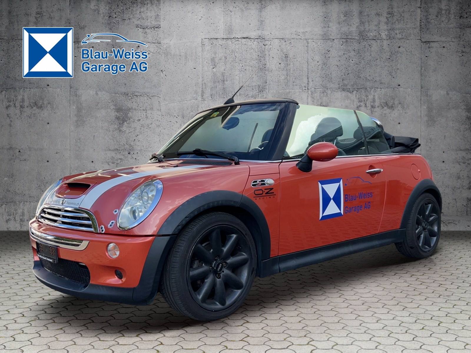 MINI Cooper S Cabriolet-image-0