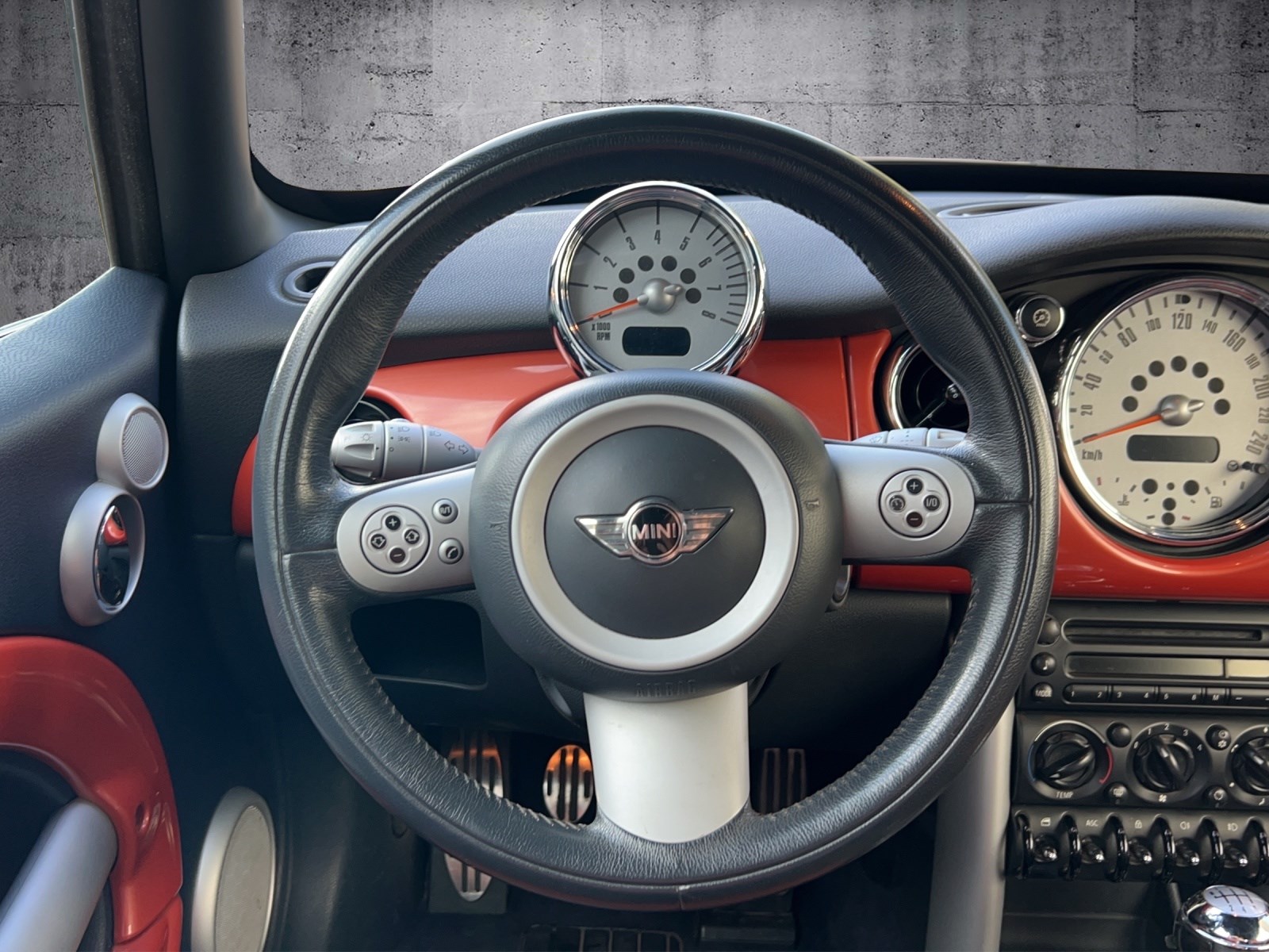 MINI Cooper S Cabriolet-image-19