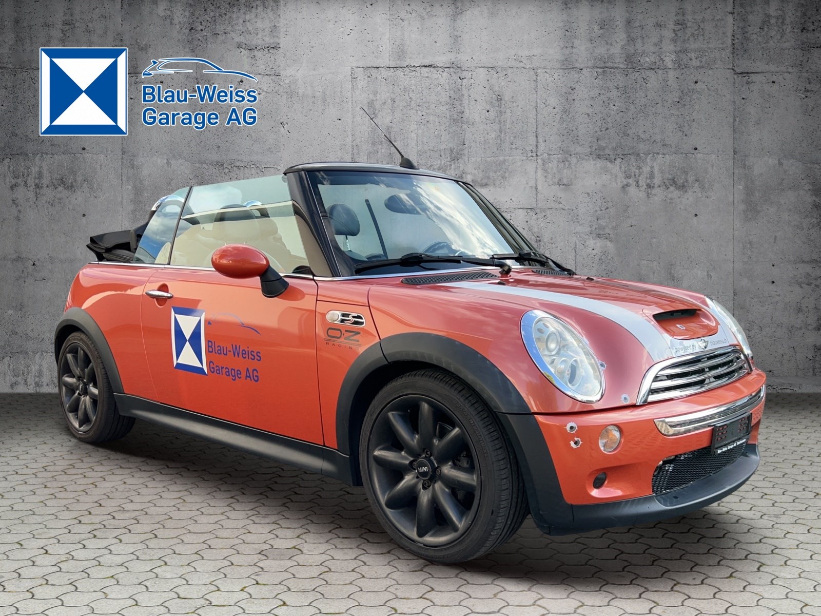 MINI Cooper S Cabriolet-image-1