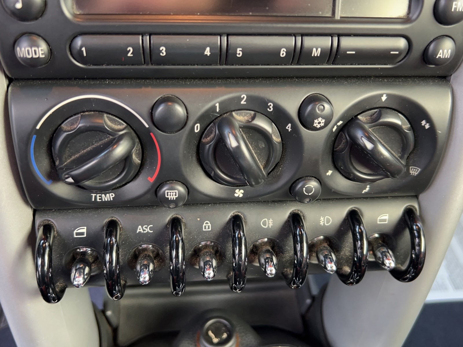 MINI Cooper S Cabriolet-image-26