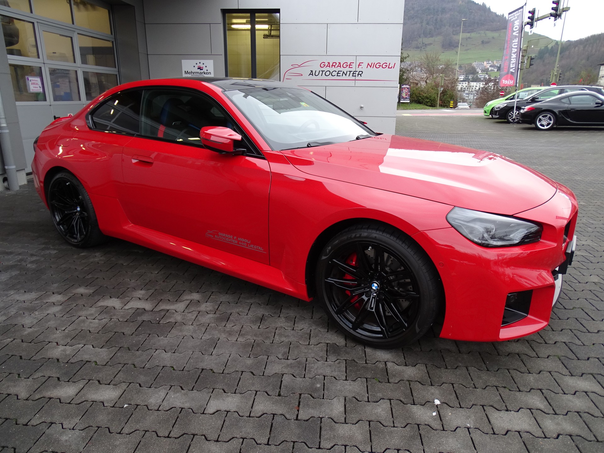 BMW M2 Steptronic-image-2