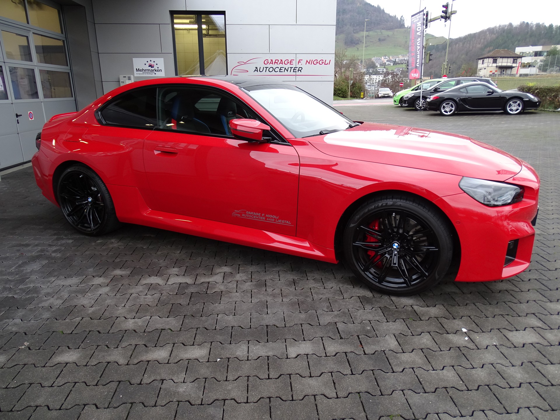 BMW M2 Steptronic-image-3