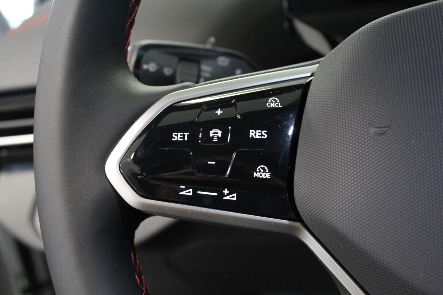 VW ID.4 GTX 77 kWh 4Motion-image-10