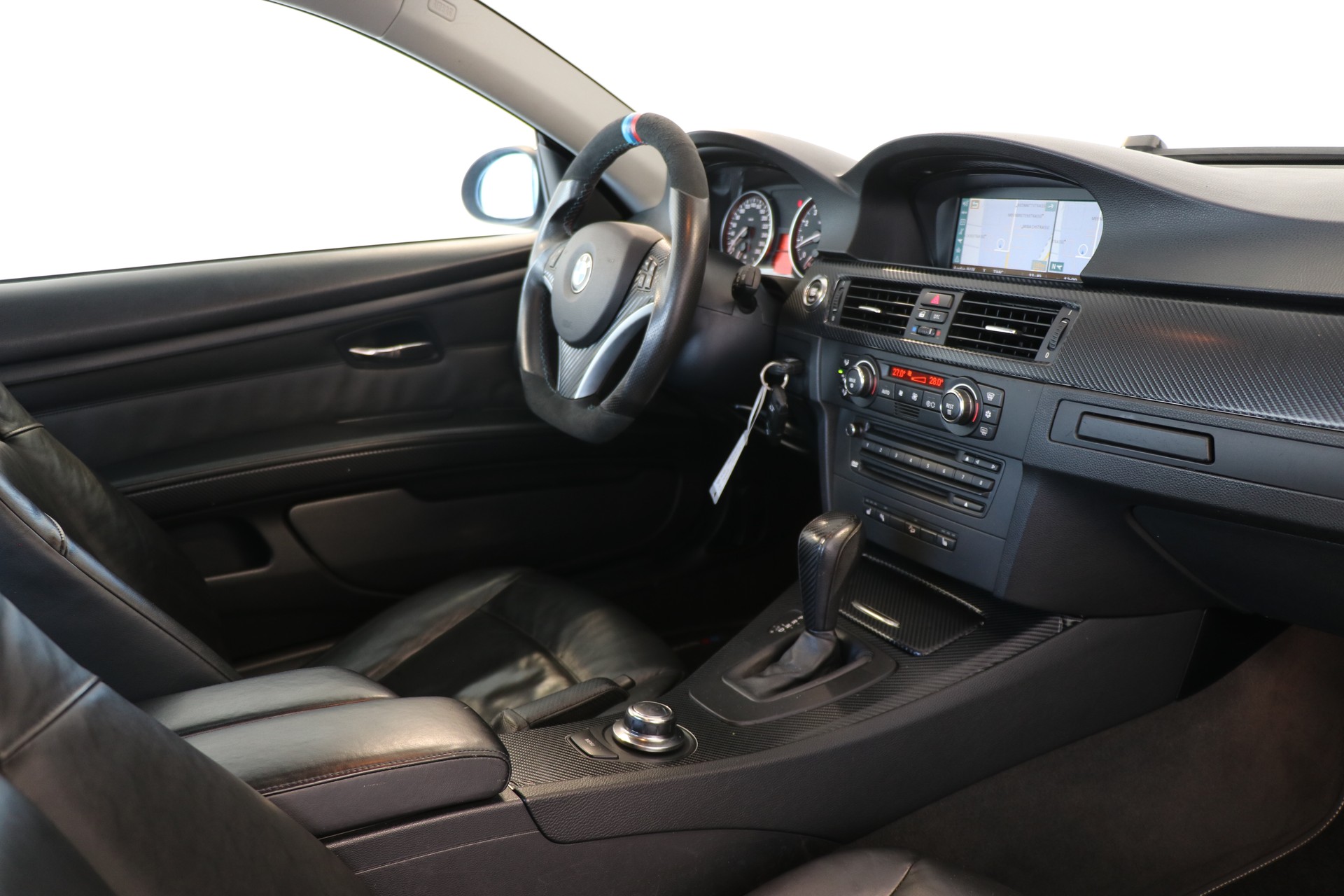 BMW 325xi Coupé-image-10