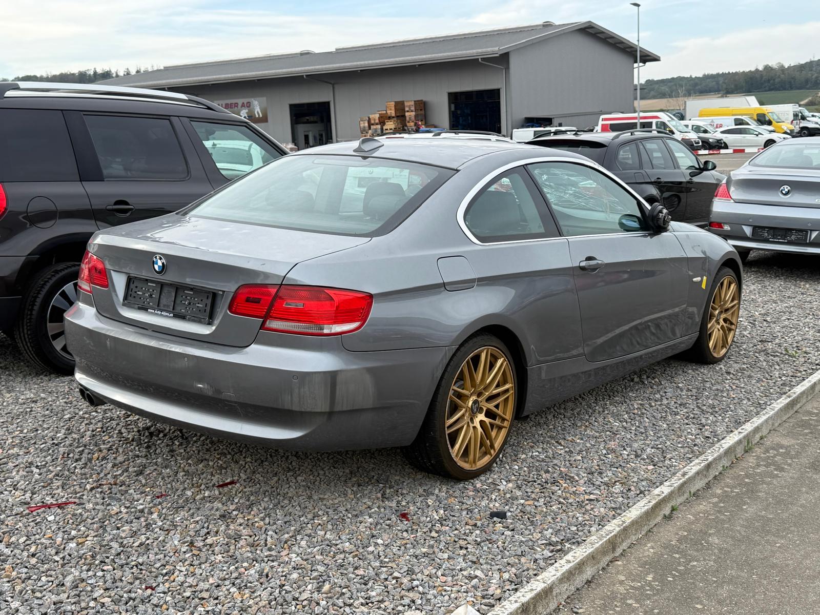 BMW 325xi Coupé *HAGELSCHADEN* **Jetzt nur noch CHF 3'900.- statt CHF 6'900.-**-image-6