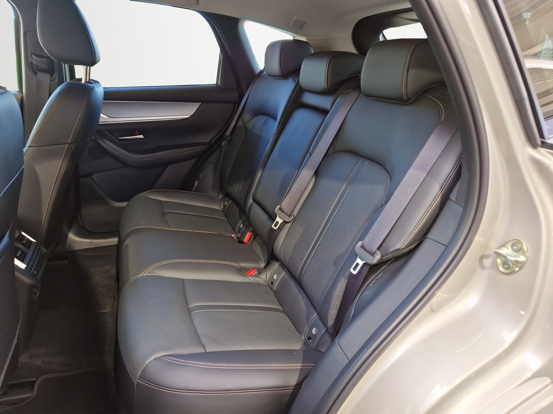 MAZDA CX-60 e-Skyactiv PHEV 327 AWD Homura-image-11