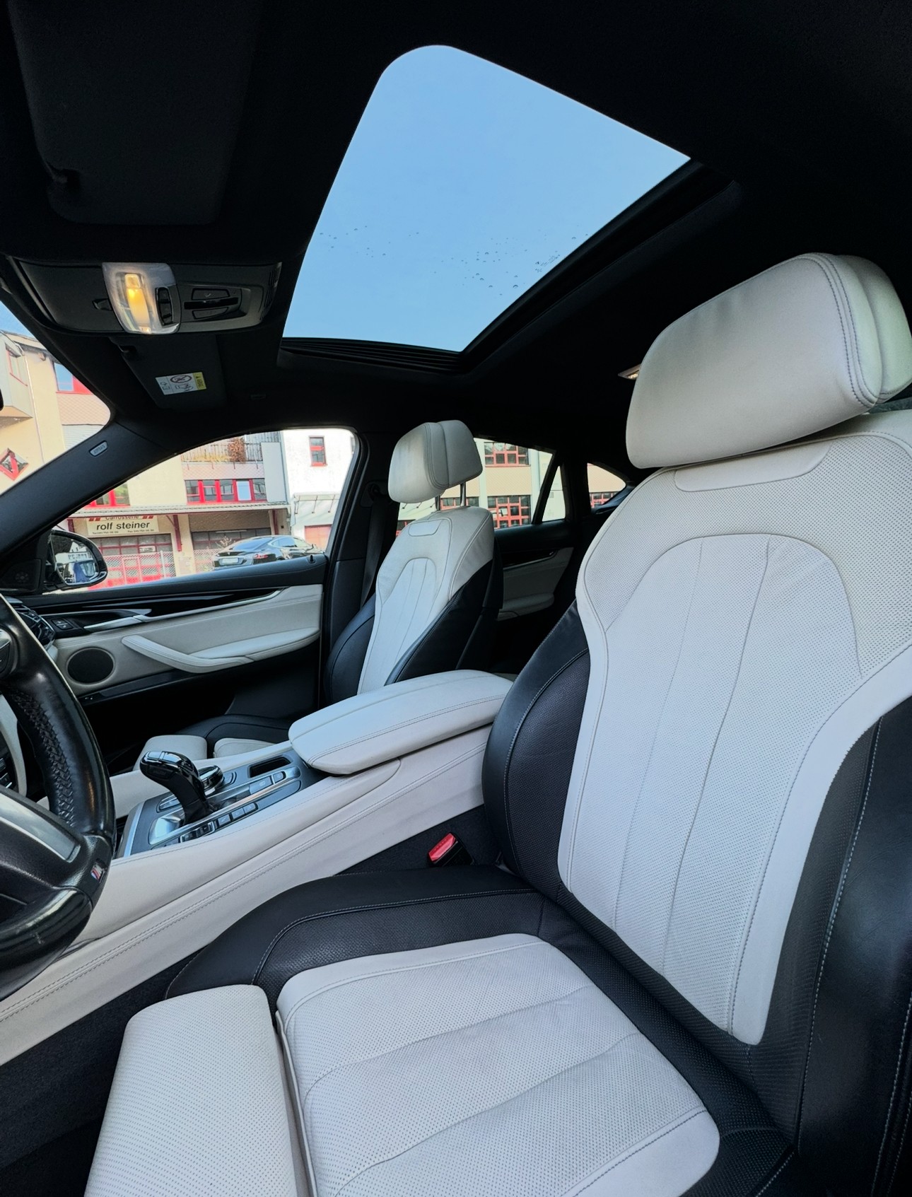 BMW X6 xDrive 50i Steptronic-image-13