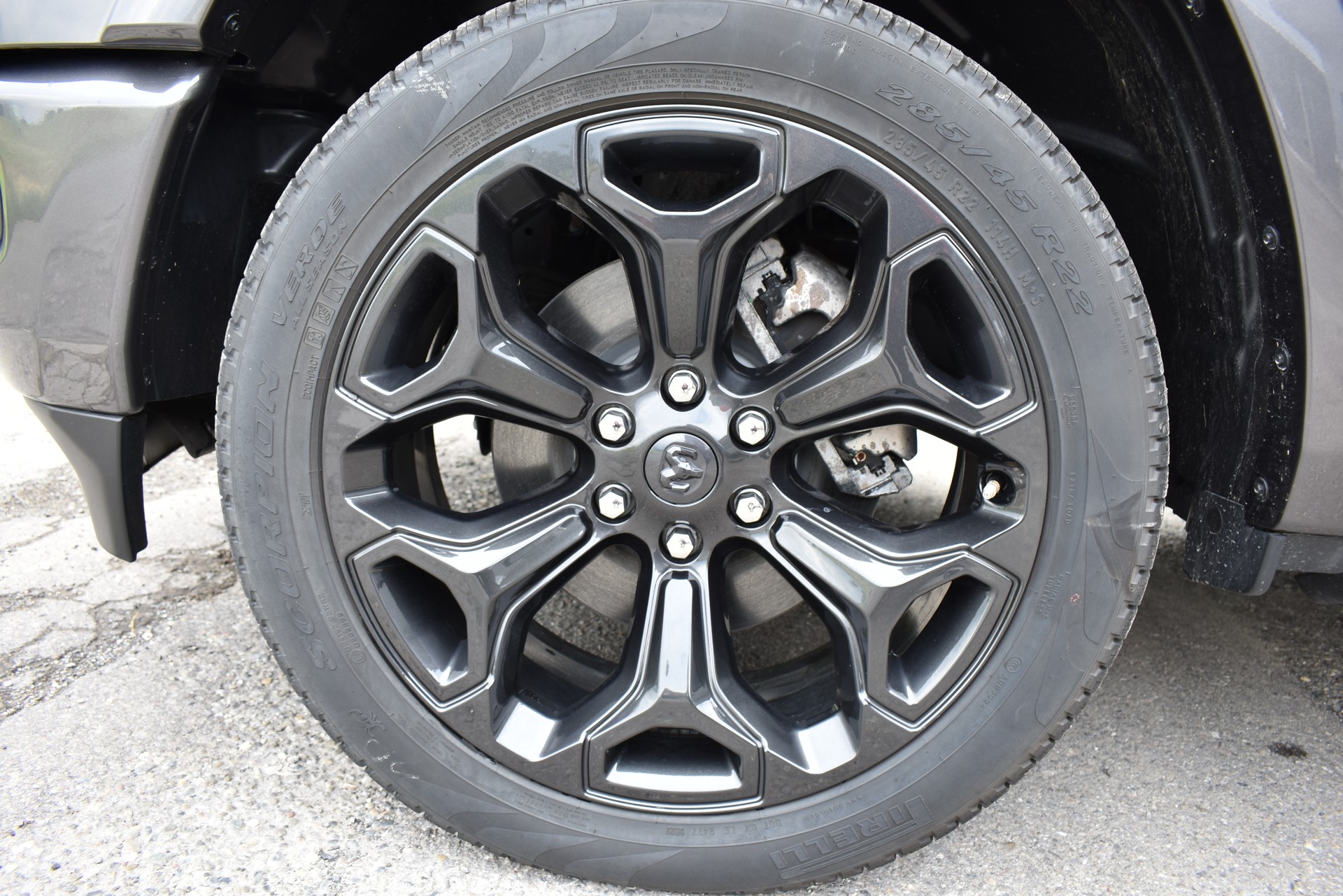 DODGE Ram 1500 Crew Cab Limited-image-8