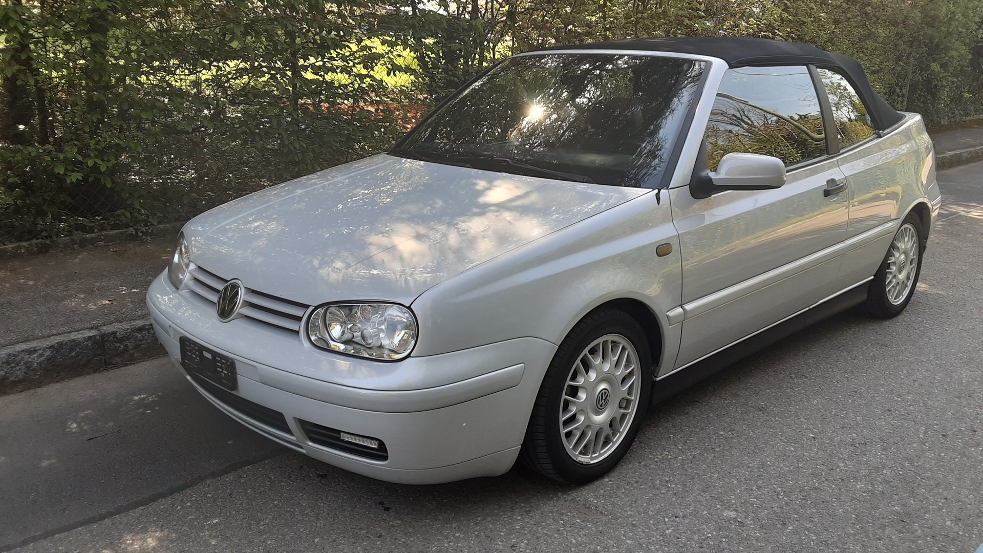 VW Golf Cabriolet 2000 Highline-image-0