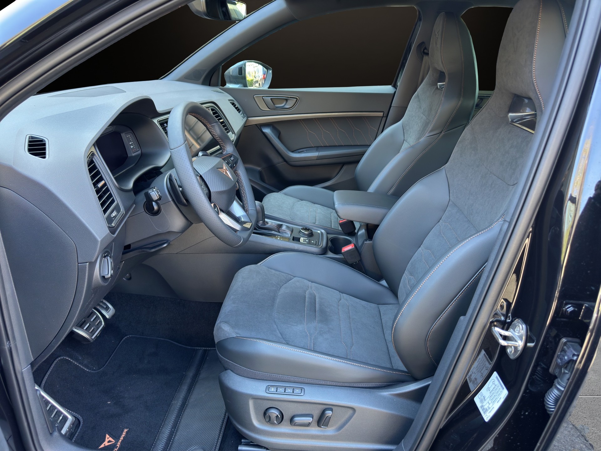CUPRA Ateca 2.0TSI VZ 4Drive DSG-image-8