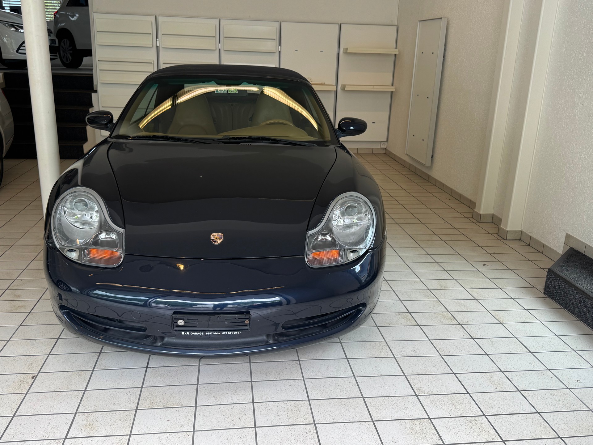 PORSCHE 911