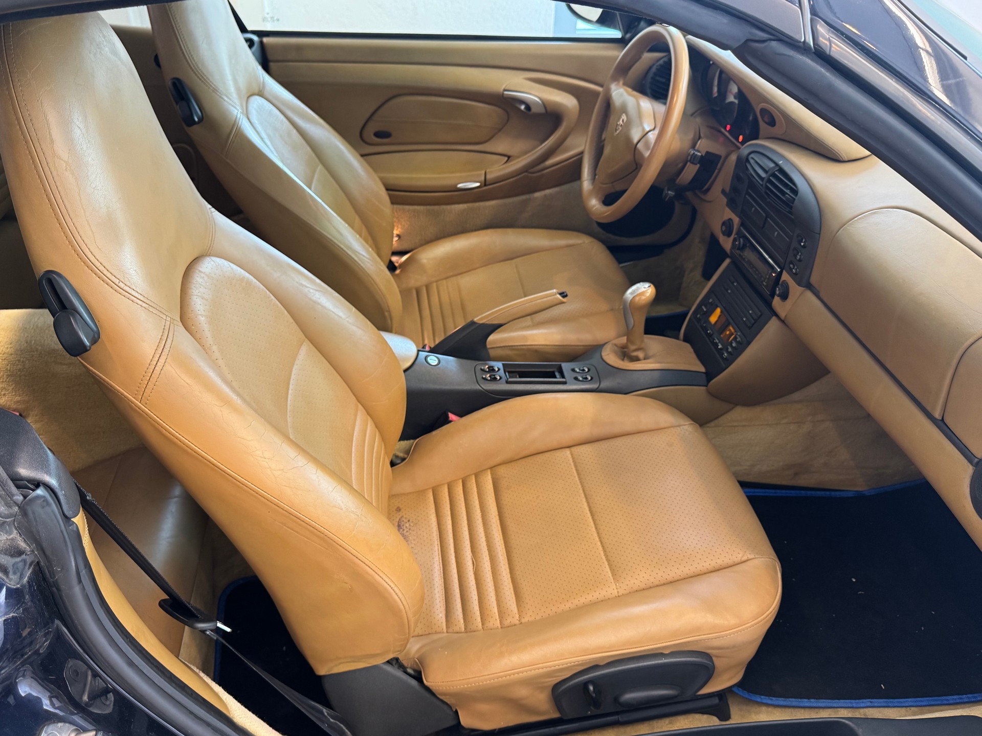 PORSCHE 911-image-14