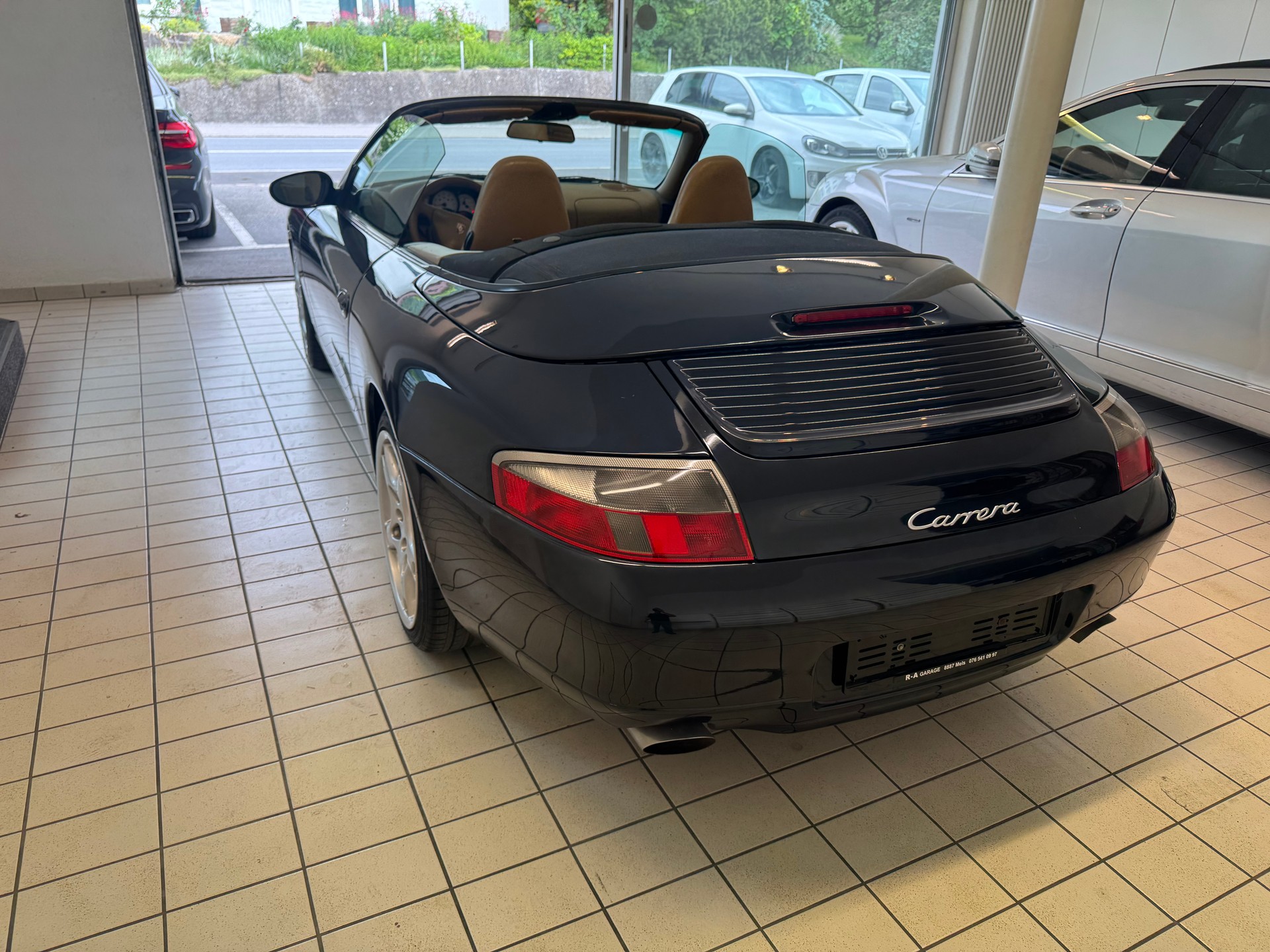 PORSCHE 911-image-11