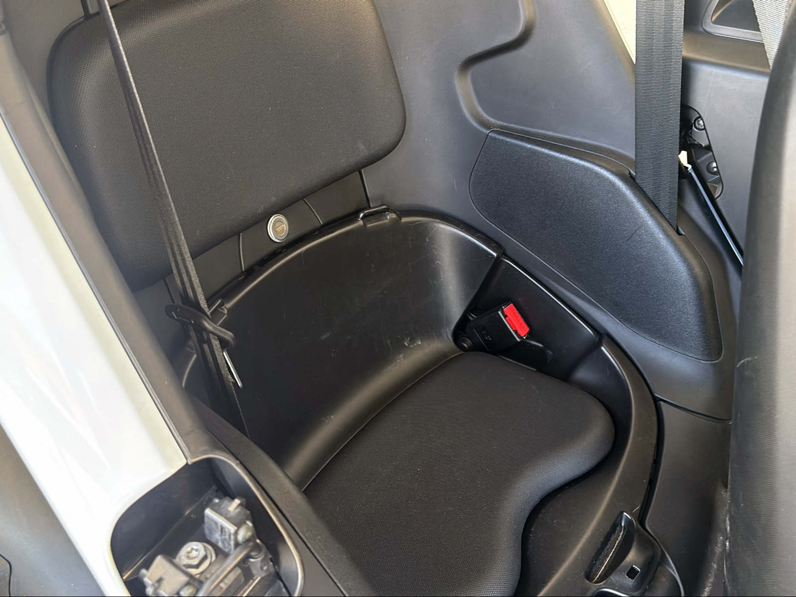 RENAULT Twizy Z.E. Intens Black (incl. Battery)-showroom-element-3