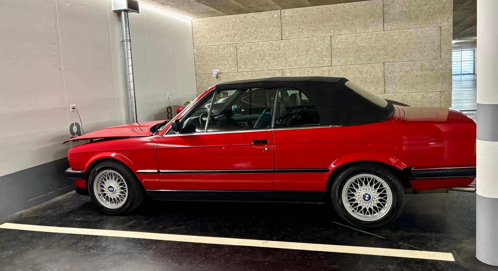 BMW E30 325i cabrio Veteranenfahrzeug-image-24
