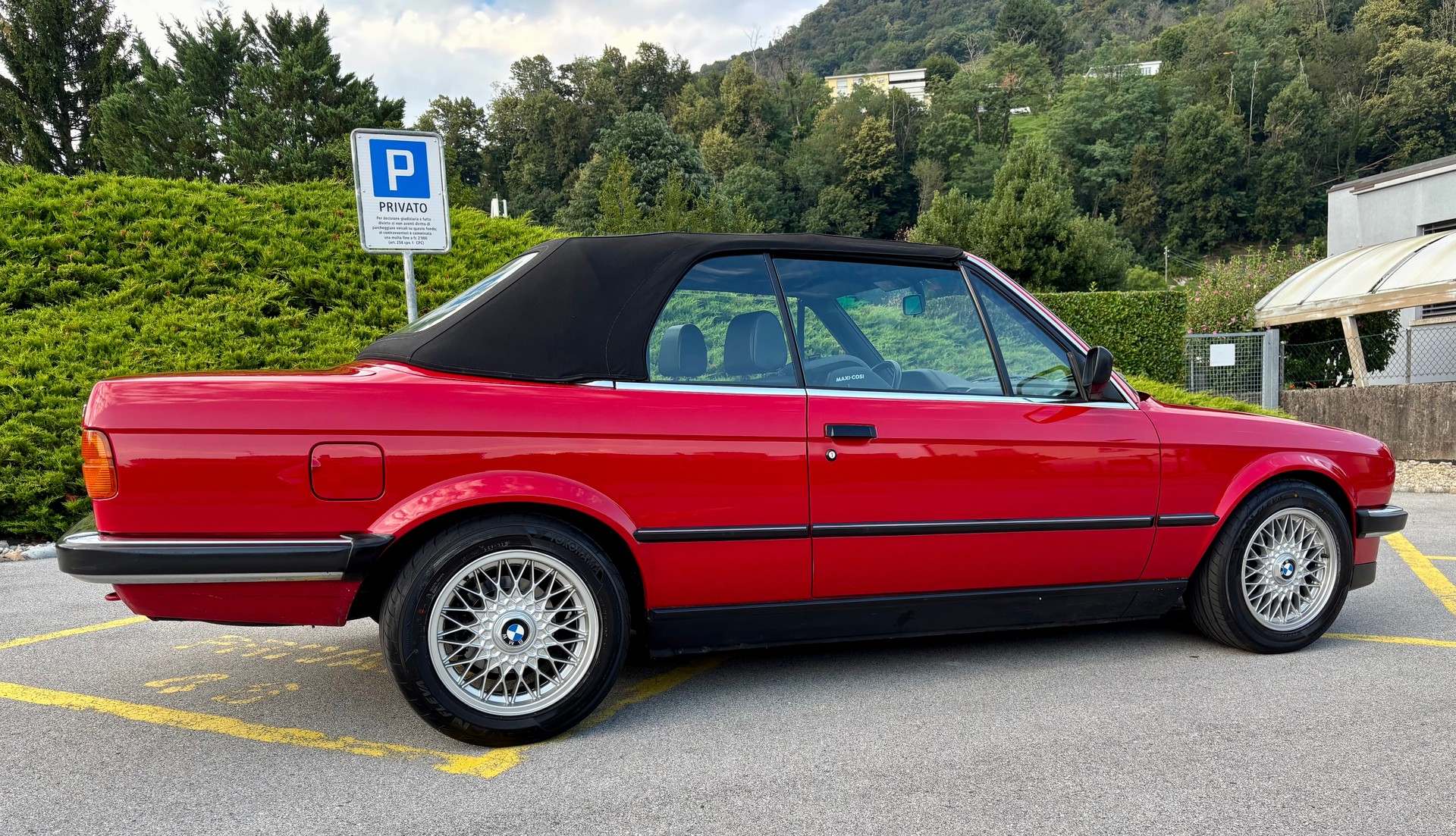 BMW E30 325i cabrio Veteranenfahrzeug-image-8