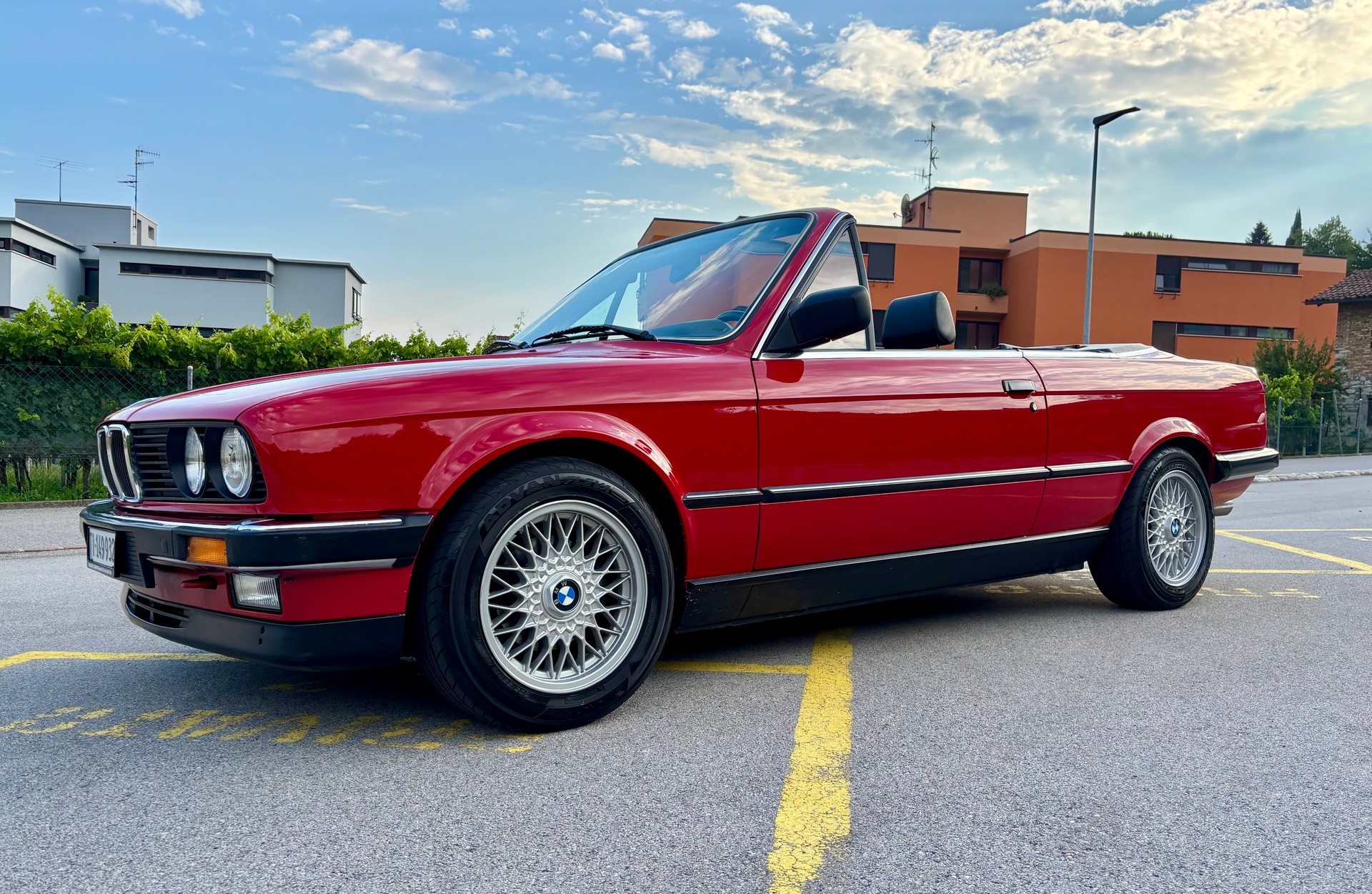 BMW E30 325i cabrio Veteranenfahrzeug-image-4