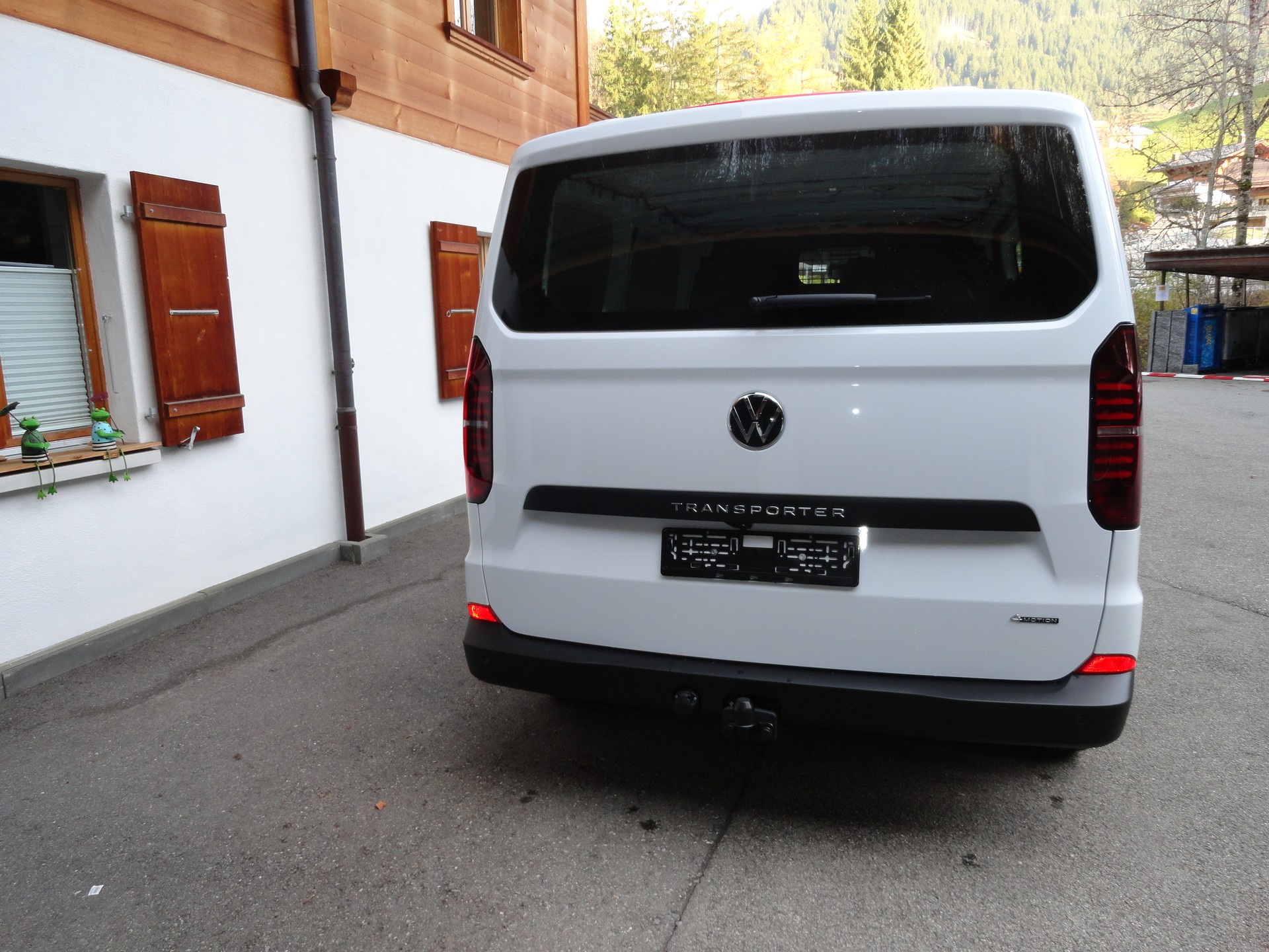VW Transporter 2.0 TDI 4Motion Automat-image-5