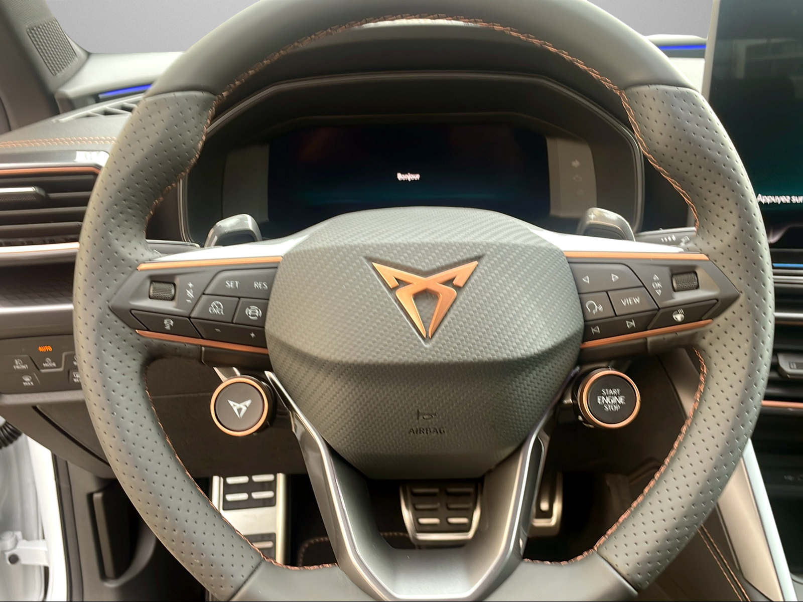 CUPRA Formentor 1.5 TSI DSG-image-8