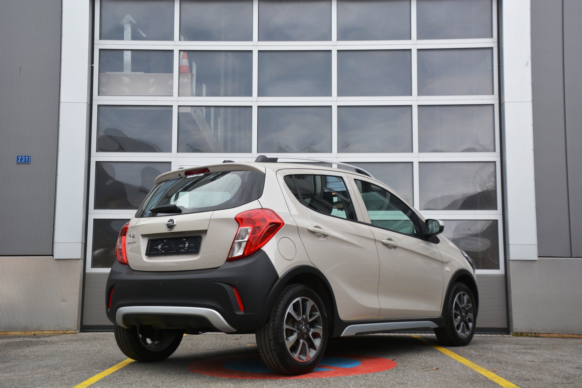 OPEL Karl 1.0 EcoFLEX Active Easytronic-image-1