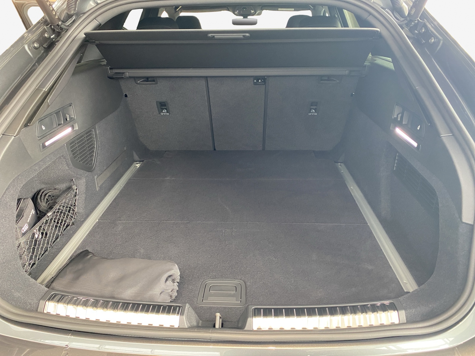 AUDI A6 Avant TDI quattro 150 kW S tronic-image-12