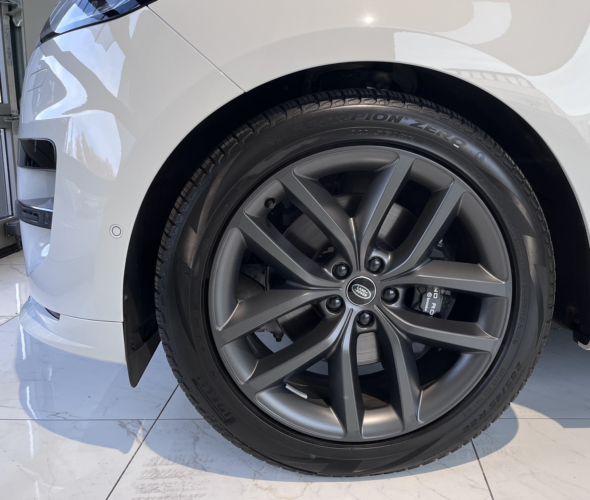 LAND ROVER Range Rover Sport D300 3.0 TD6 MHEV Dynamic SE Automatic-image-12