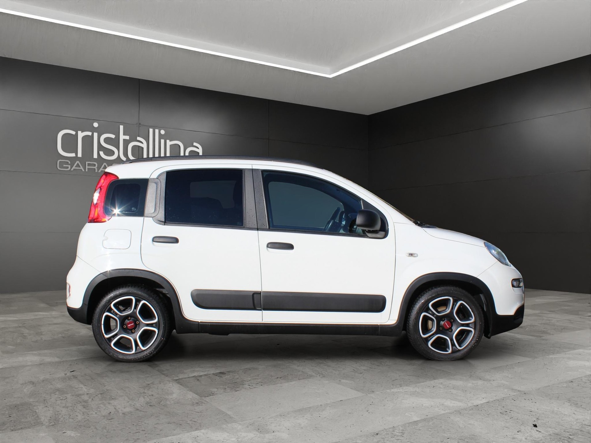 FIAT Panda 1.0 Hybrid City Life-image-4
