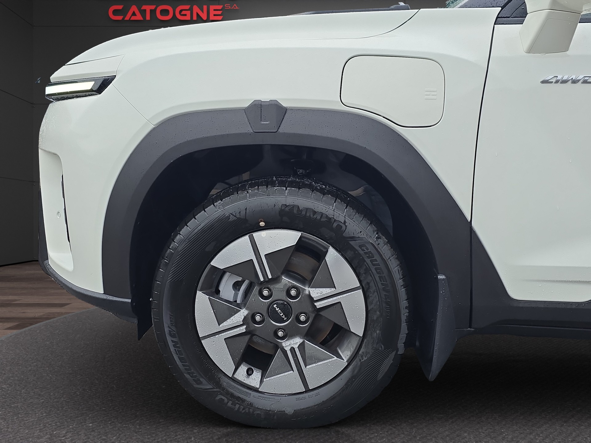 KGM-SsangYong Musso 80,6 kWh Bronze 4WD-image-18