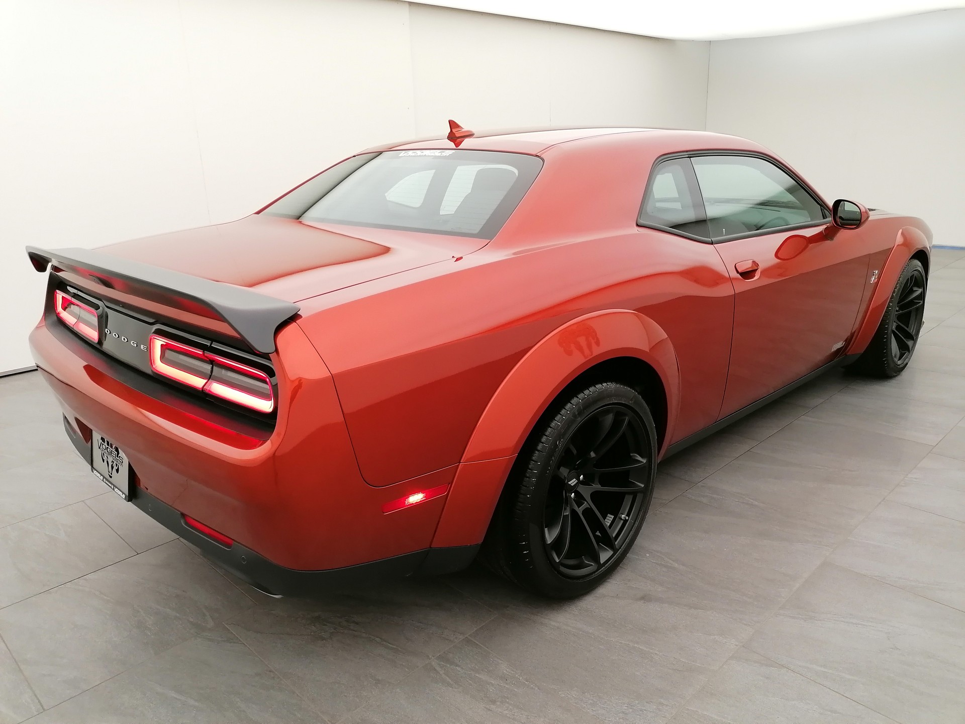 DODGE Challenger 392 WB Scatpack-image-3