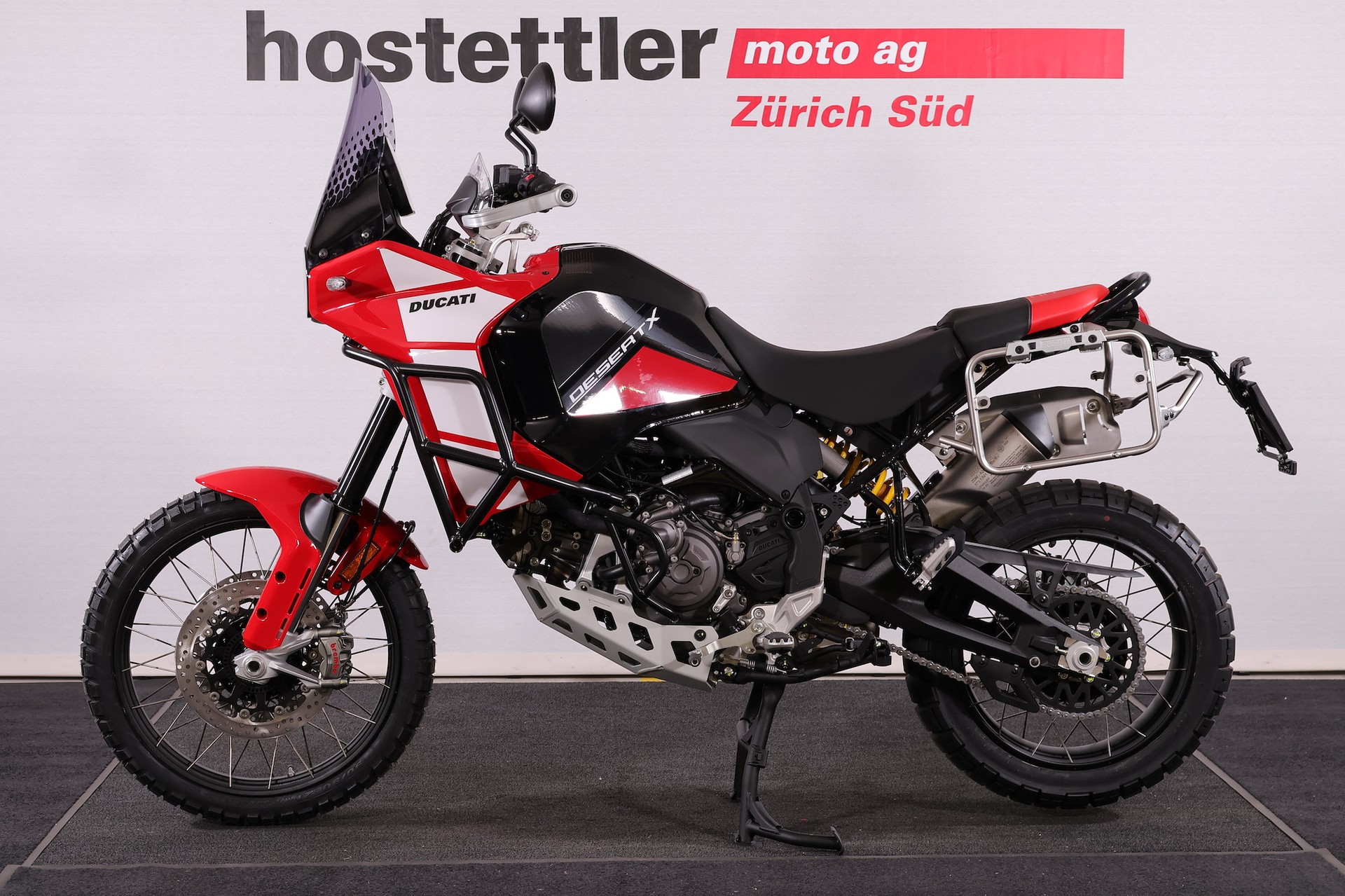 DUCATI Desert X Discovery