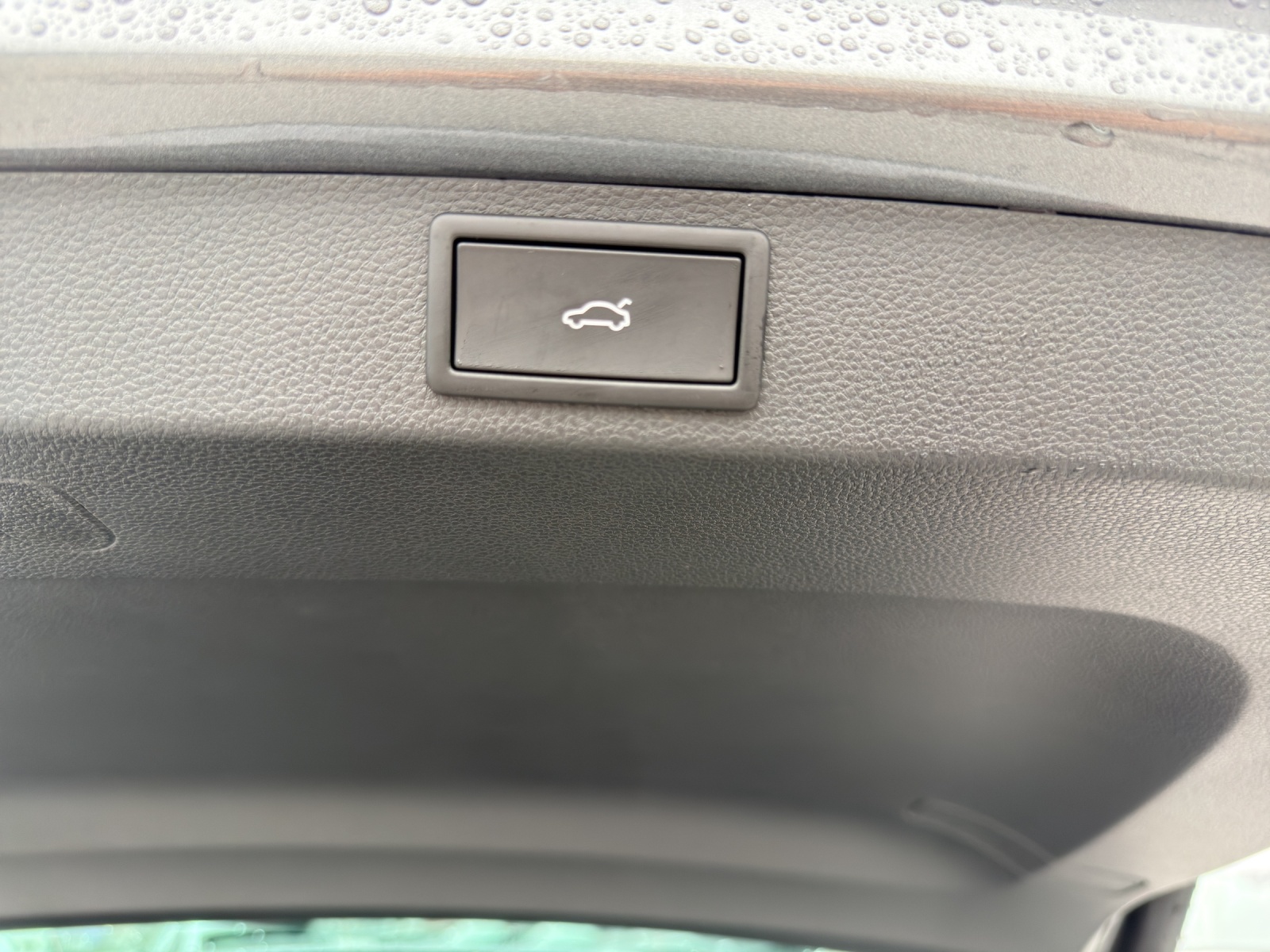 SKODA Karoq 1.5 TSI SportLine DSG-image-14