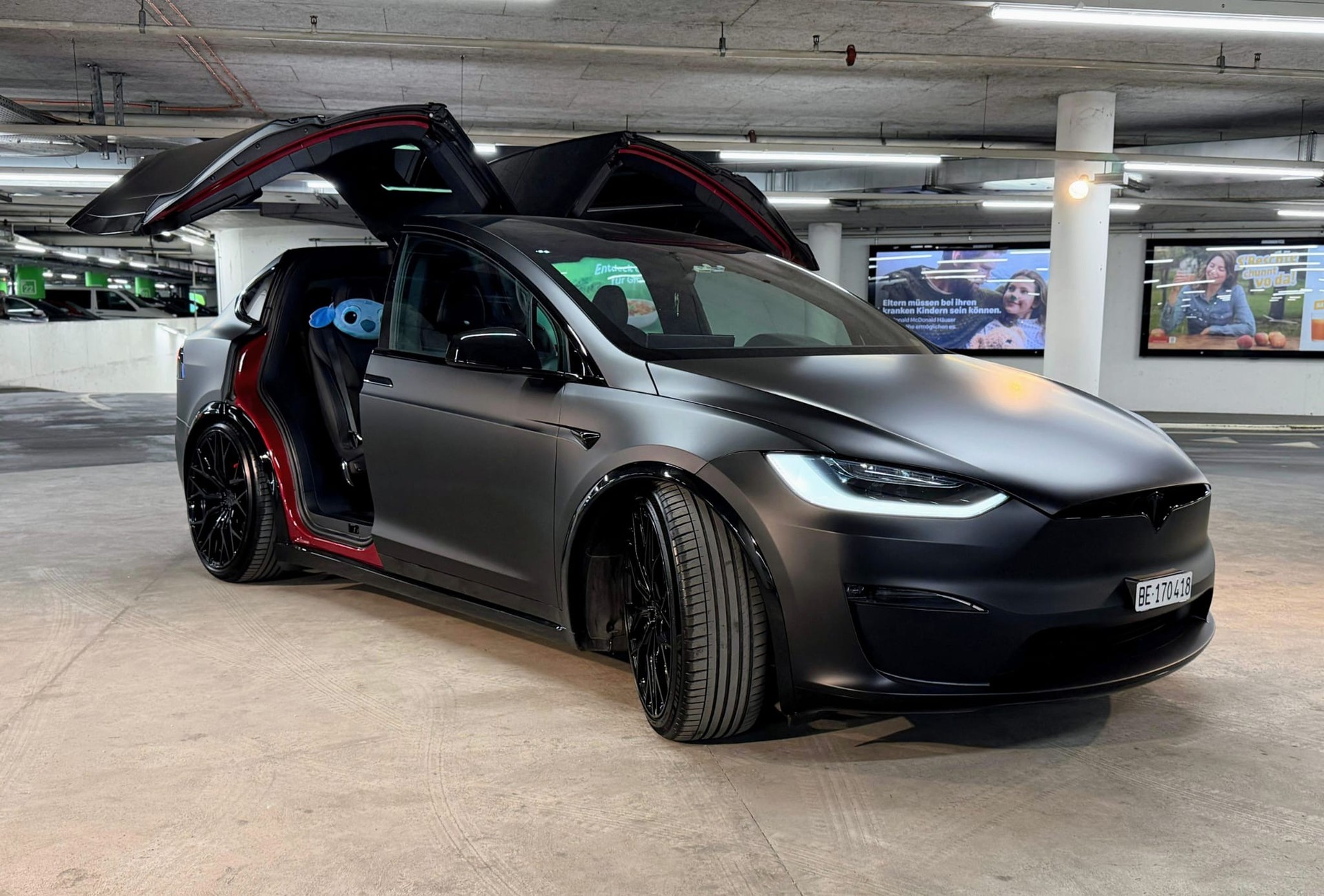 TESLA MODEL X Plaid Einzigartig-image-6