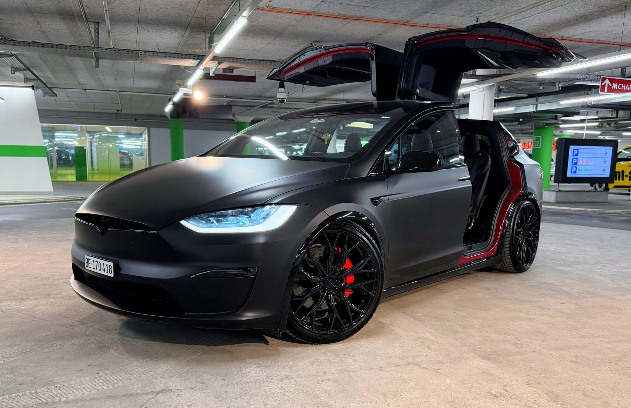 Car photo