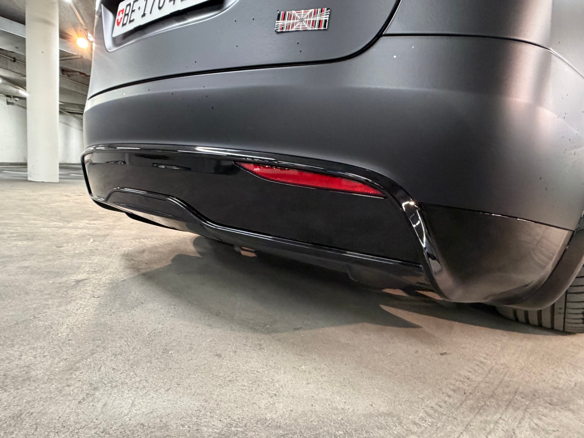 TESLA MODEL X Plaid Einzigartig-image-17